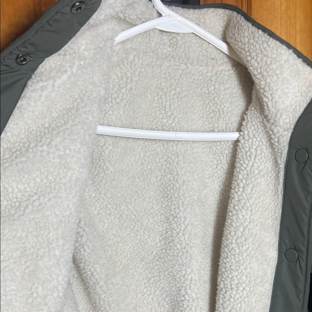 Lands' End Green Quilted Puffer Jacket - Picture 2 of 5